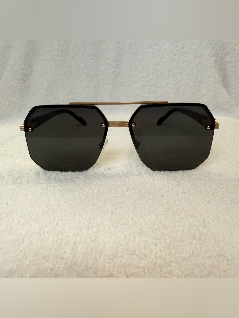 Oversized Geometric Sunglasses Men Women Gold Metal Frame Octagon Black Lenses - Picture 3 of 3